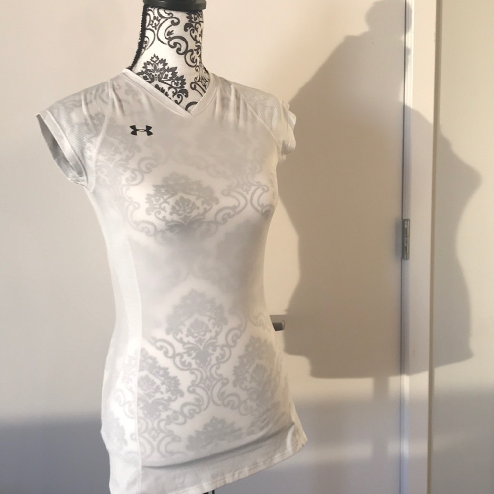 NWOT Under Armour DriFit HeatGear